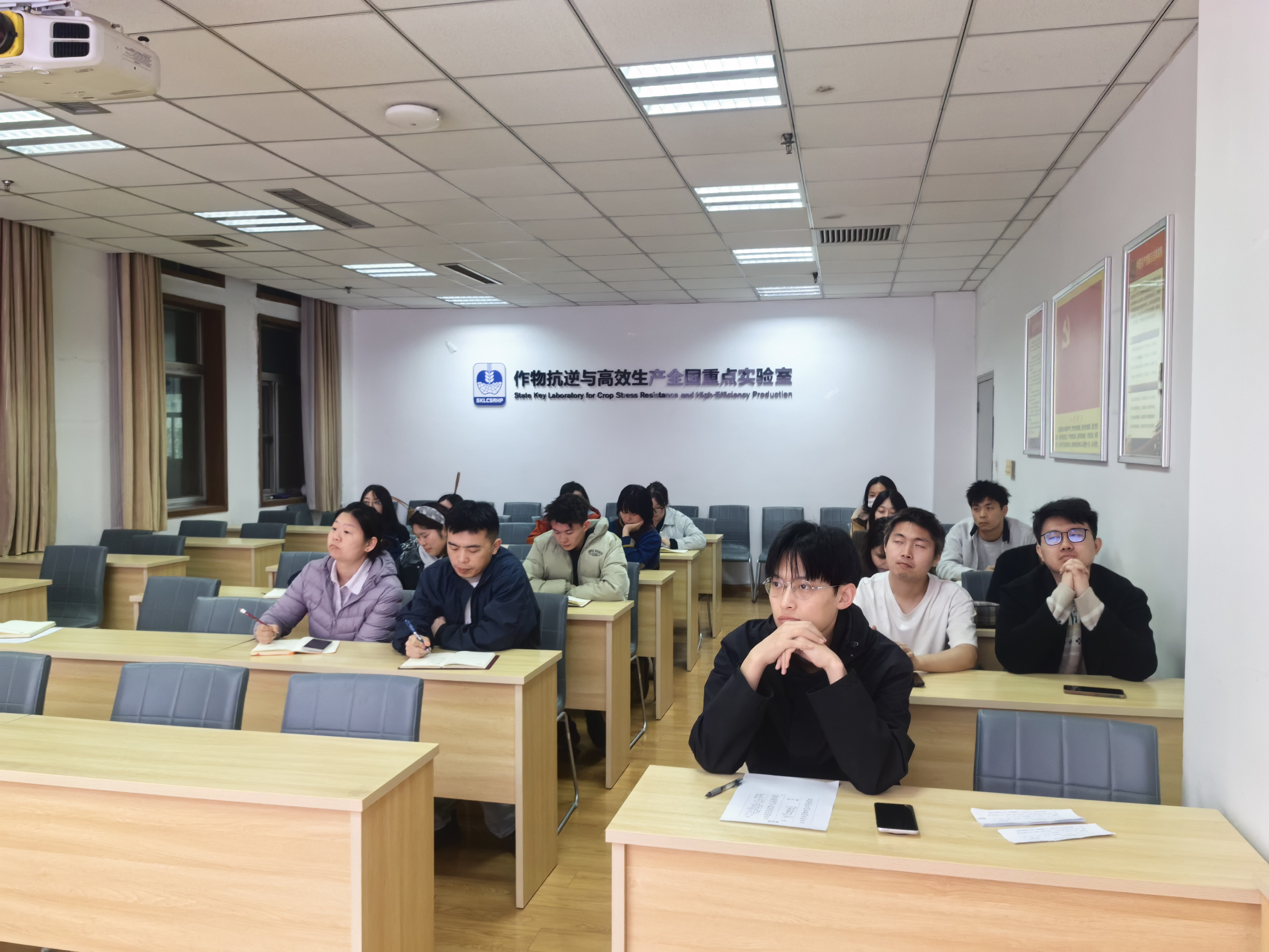 图2.jpg