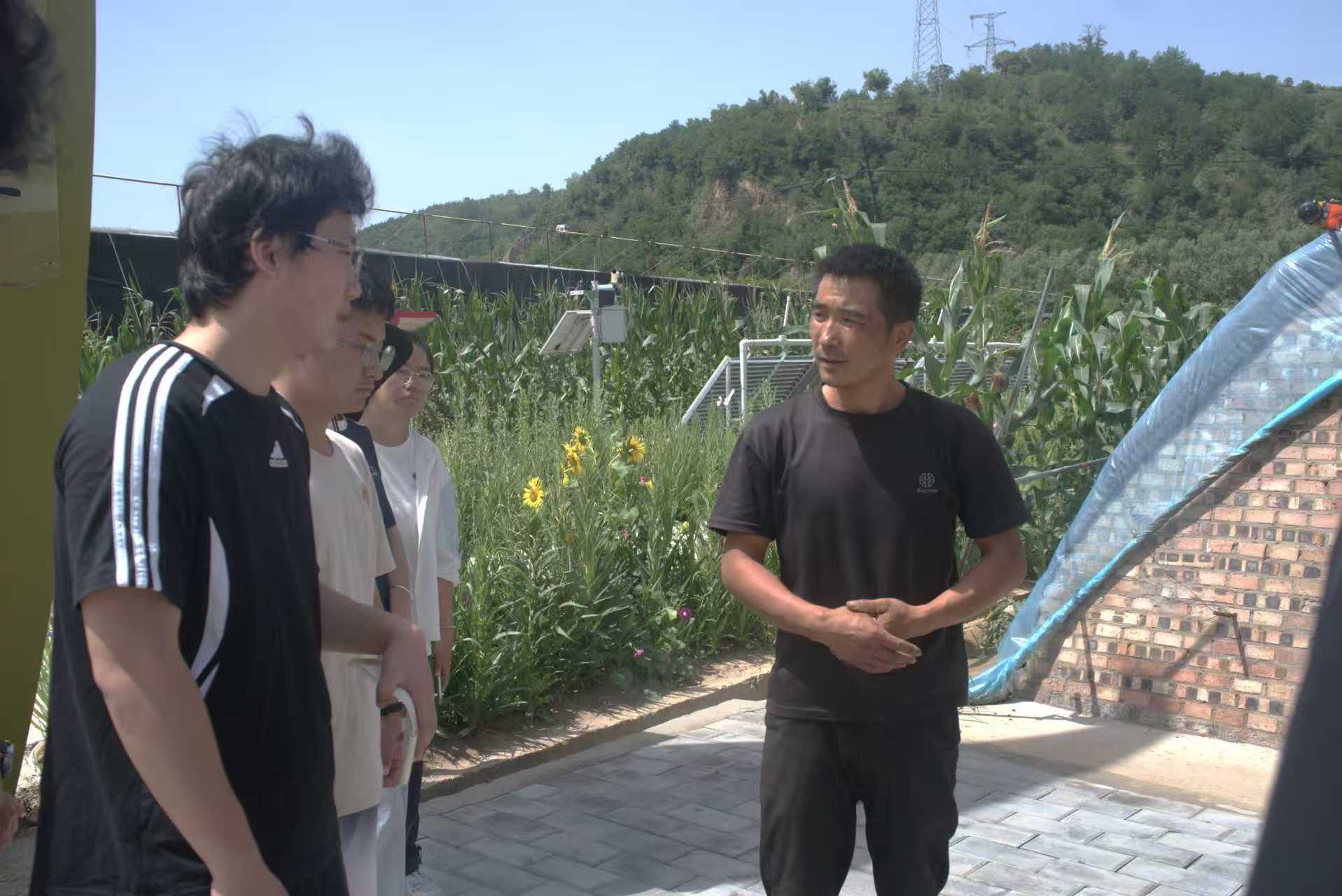 图五：基地负责人谈设施机械化水平的感想.jpg