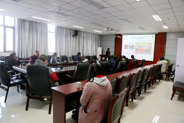 7dbce7bcc3054bafa1afbdc753bc08f8.jpg 2018年课程思政结题报告会现场.JPG