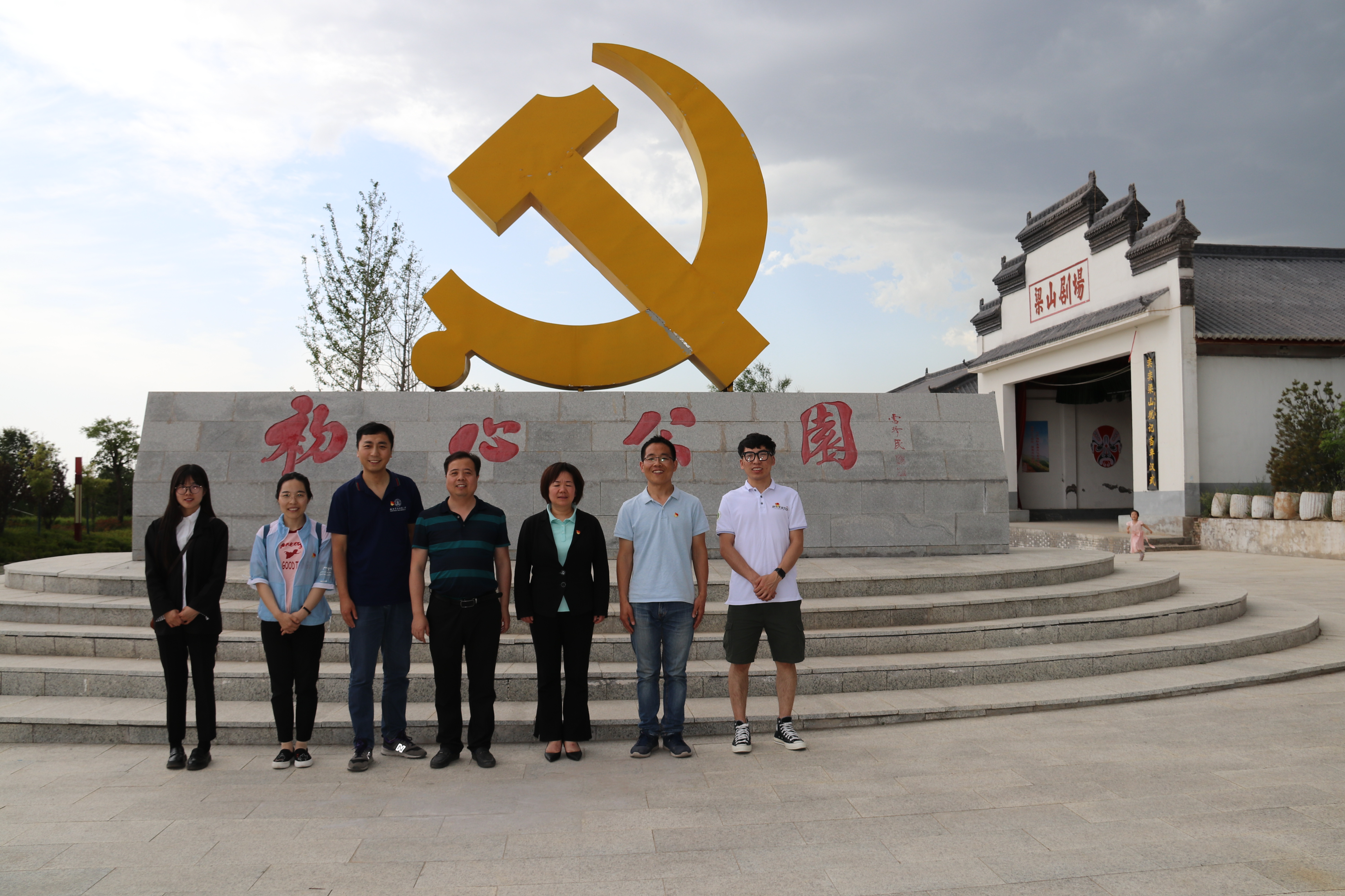 a5ce29745ee94d3daf4897120dcc590f.jpg a5ce29745ee94d3daf4897120dcc590f.jpg