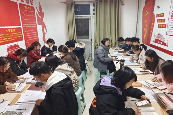 42837b0b69c14025a5c545bb34052b66.jpg 学习现场照片.jpg